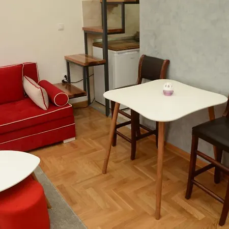 Djura Apartamento *